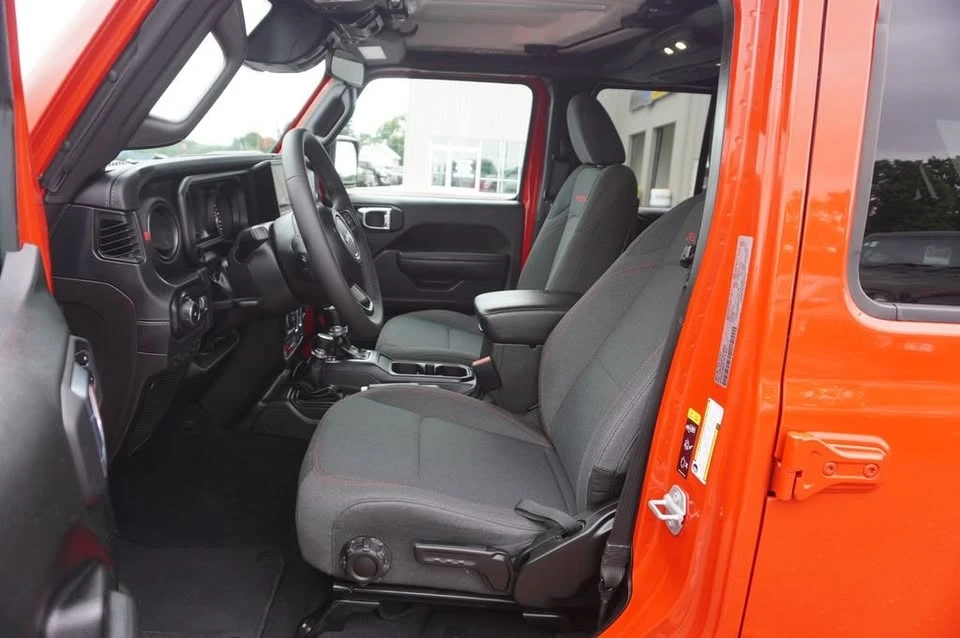2026 Jeep JL Wrangler - Image 9 of 20