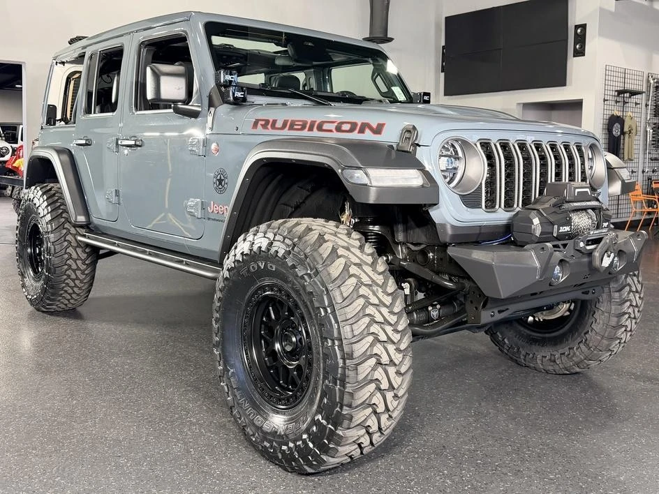 2026 Jeep JL Wrangler - Image 15 of 31