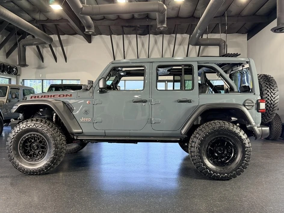 2026 Jeep JL Wrangler - Image 17 of 31