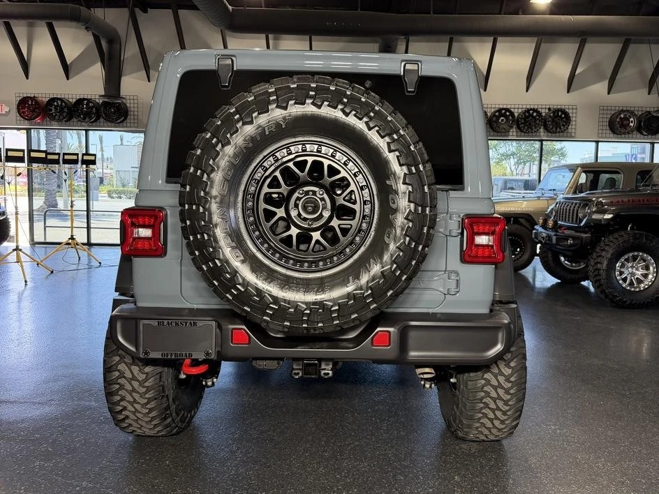 2026 Jeep JL Wrangler - Image 12 of 31