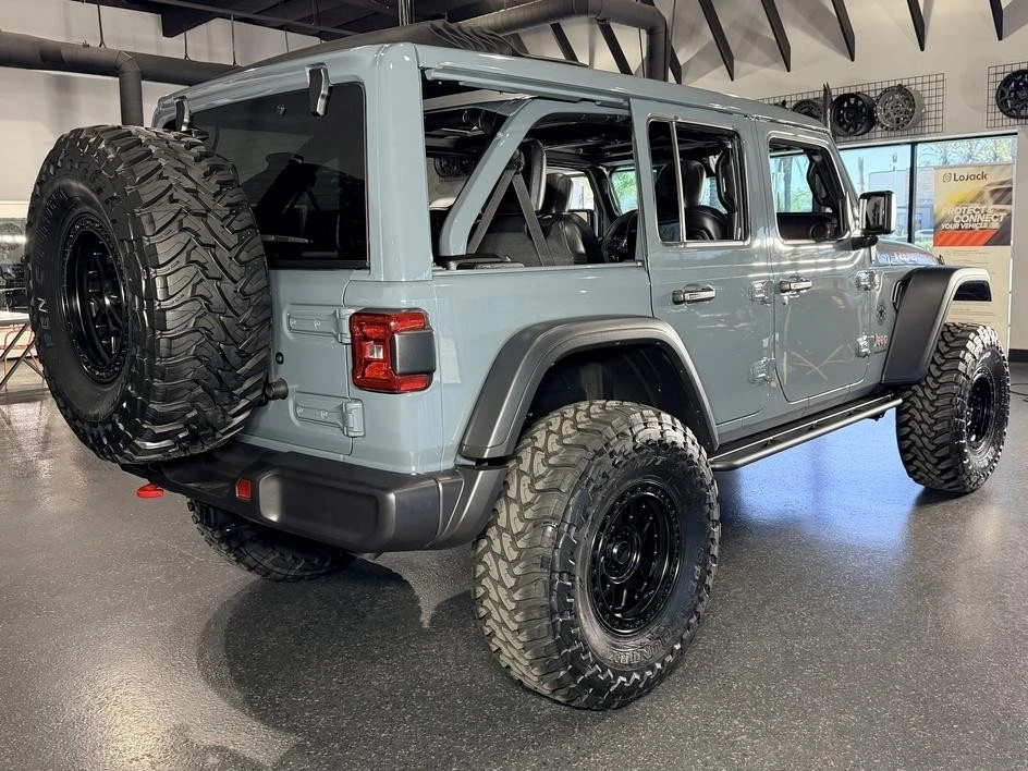 2026 Jeep JL Wrangler - Image 19 of 31
