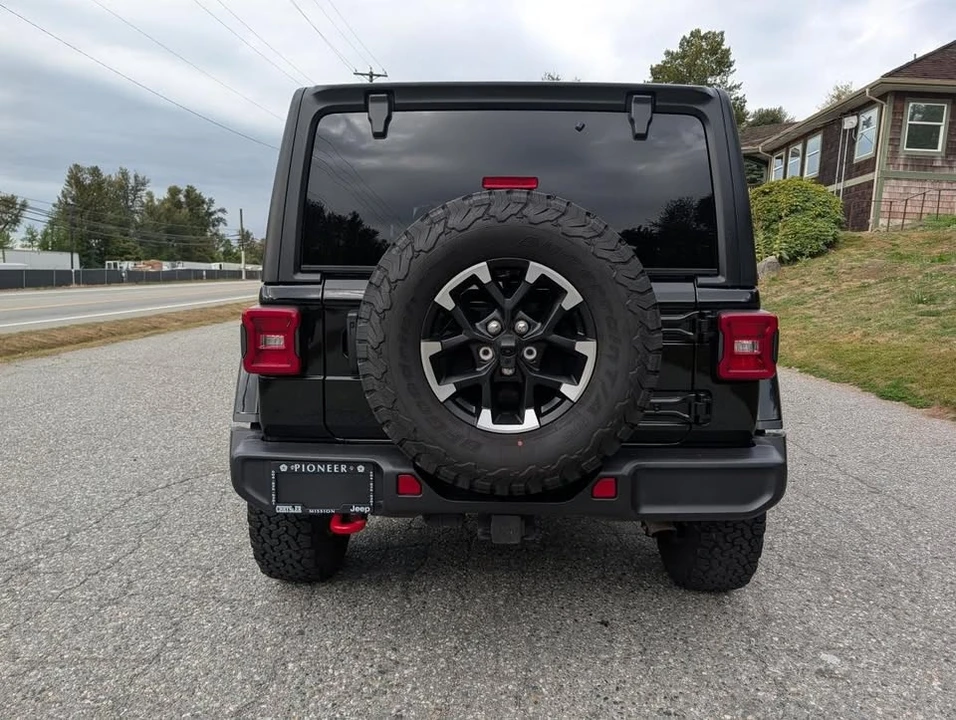 2026 Jeep JL Wrangler - Image 5 of 14