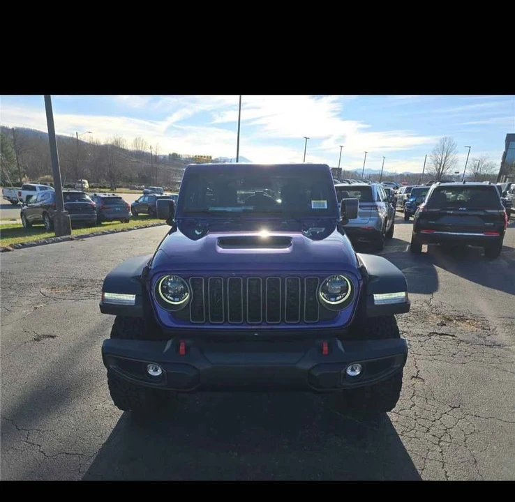2026 Jeep JL Wrangler - Image 3 of 17