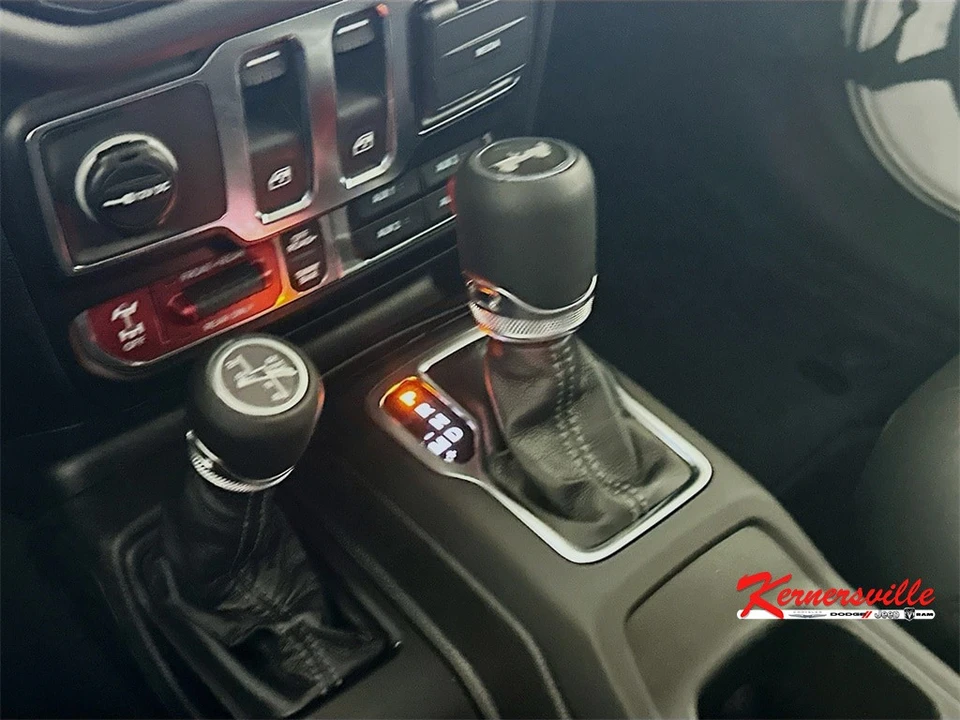 2026 Jeep JL Wrangler - Image 12 of 21