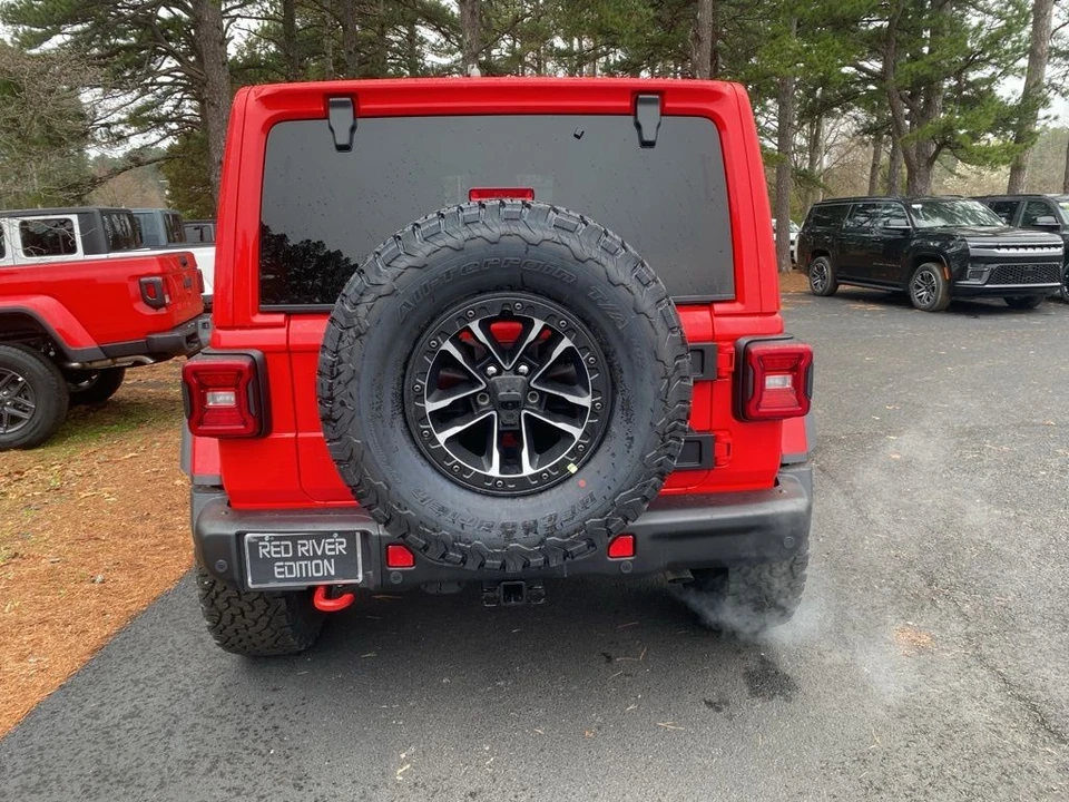 2026 Jeep JL Wrangler - Image 6 of 12