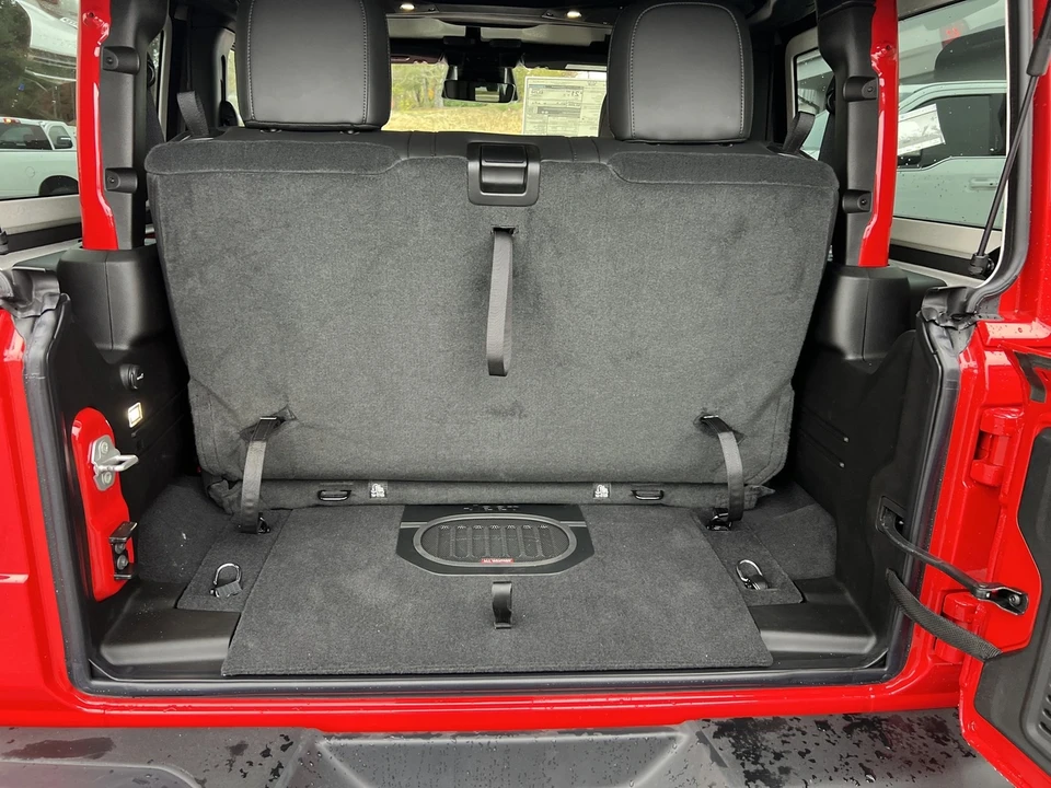 2026 Jeep JL Wrangler - Image 10 of 21