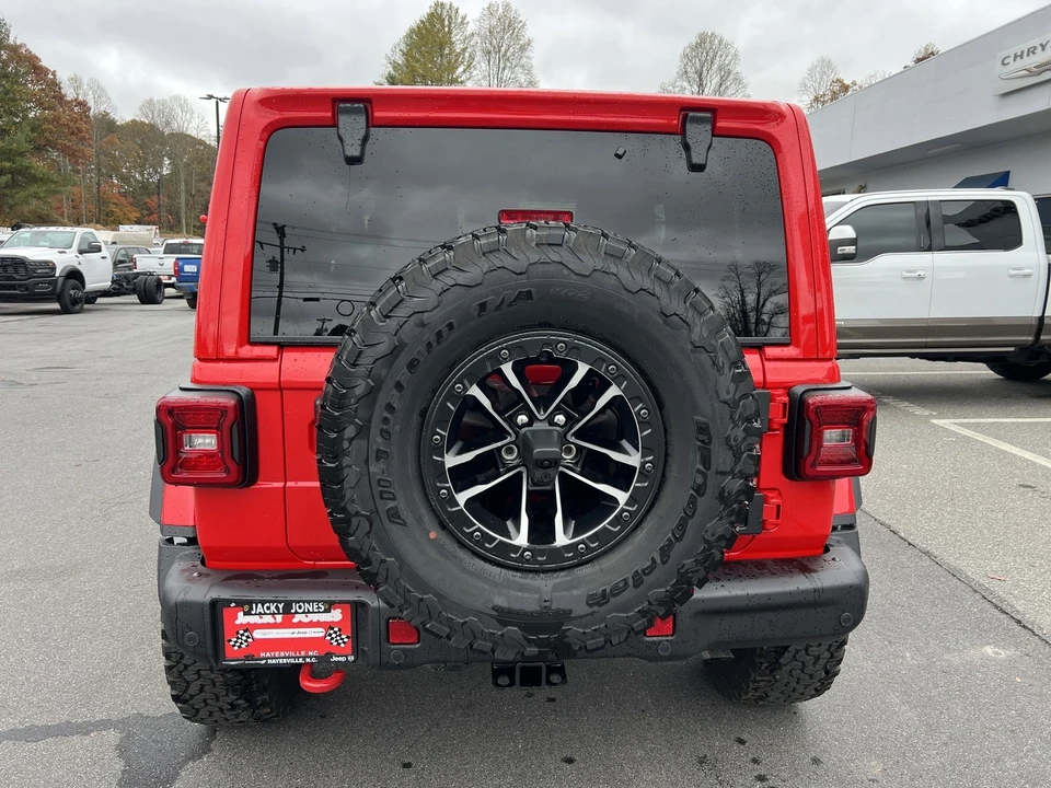 2026 Jeep JL Wrangler - Image 2 of 21