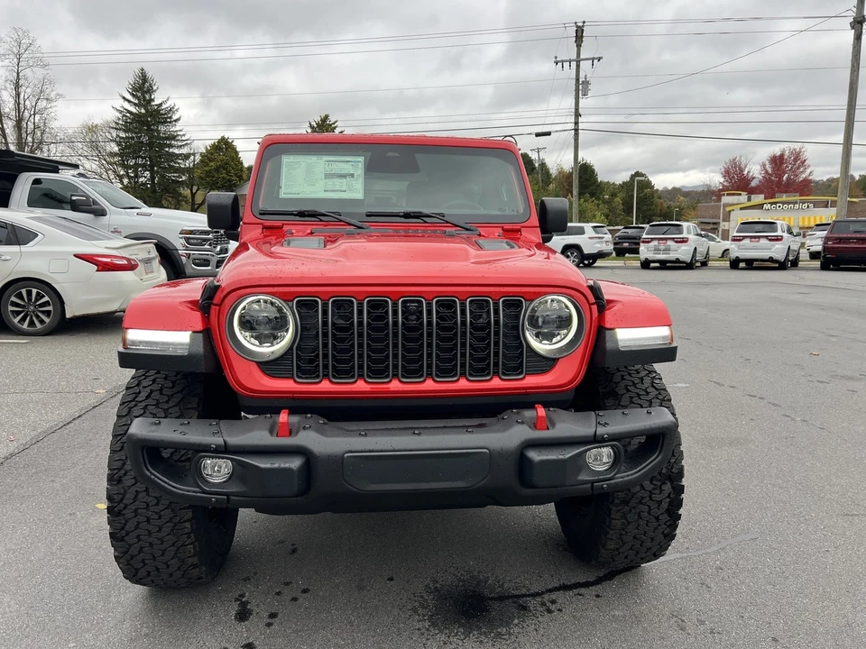 2026 Jeep JL Wrangler - Image 5 of 21