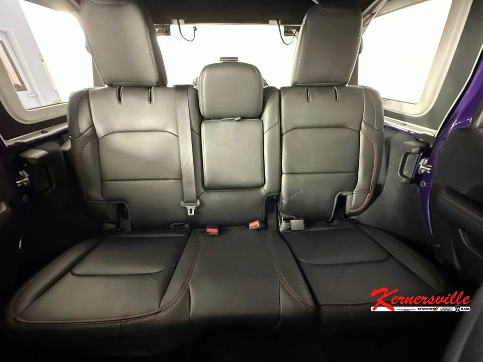 2026 Jeep JL Wrangler - Image 10 of 22
