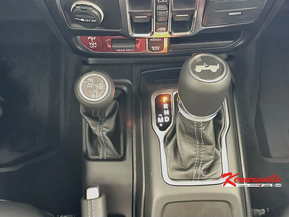 2026 Jeep JL Wrangler - Image 12 of 22