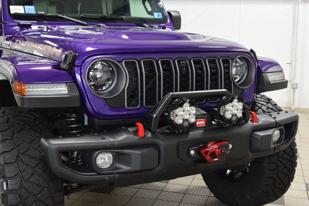 2026 Jeep JL Wrangler - Image 11 of 31