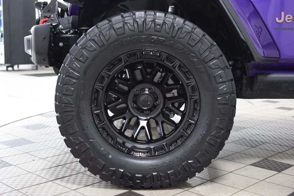 2026 Jeep JL Wrangler - Image 29 of 31
