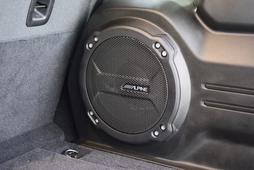 2026 Jeep JL Wrangler - Image 25 of 31