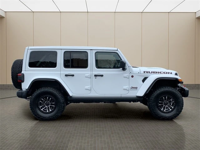 2026 Jeep JL Wrangler - Image 6 of 12