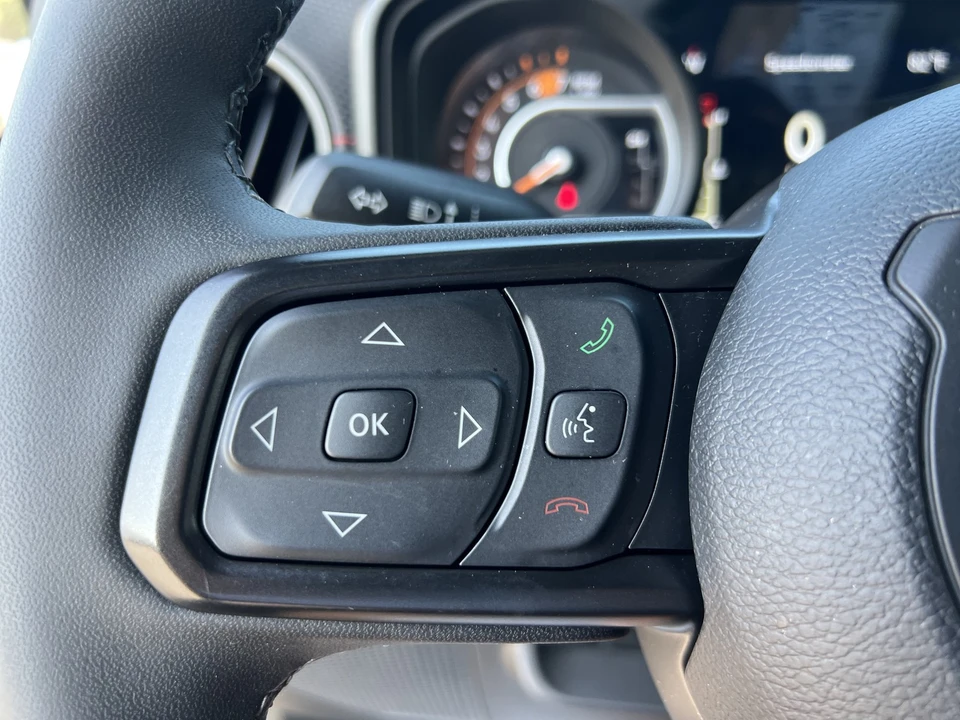 2026 Jeep JL Wrangler - Image 26 of 31