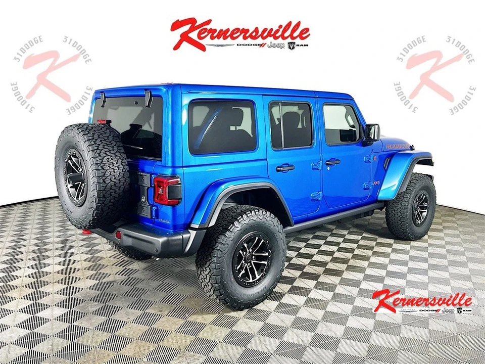 2026 Jeep JL Wrangler - Image 7 of 12