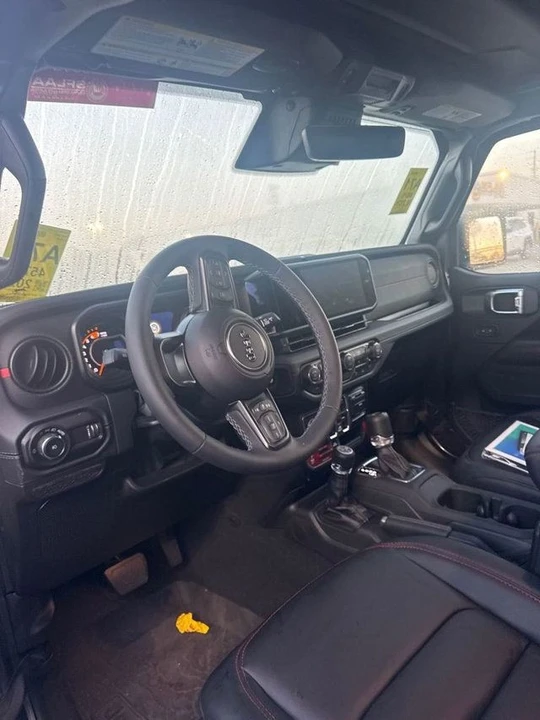 2026 Jeep JL Wrangler - Image 23 of 26