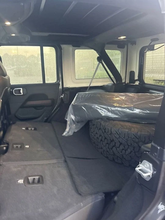 2026 Jeep JL Wrangler - Image 21 of 26