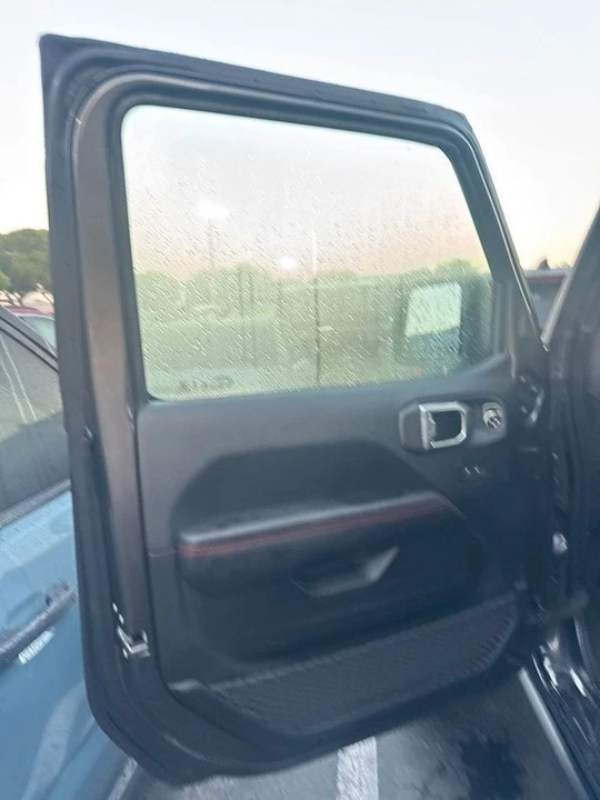 2026 Jeep JL Wrangler - Image 15 of 26