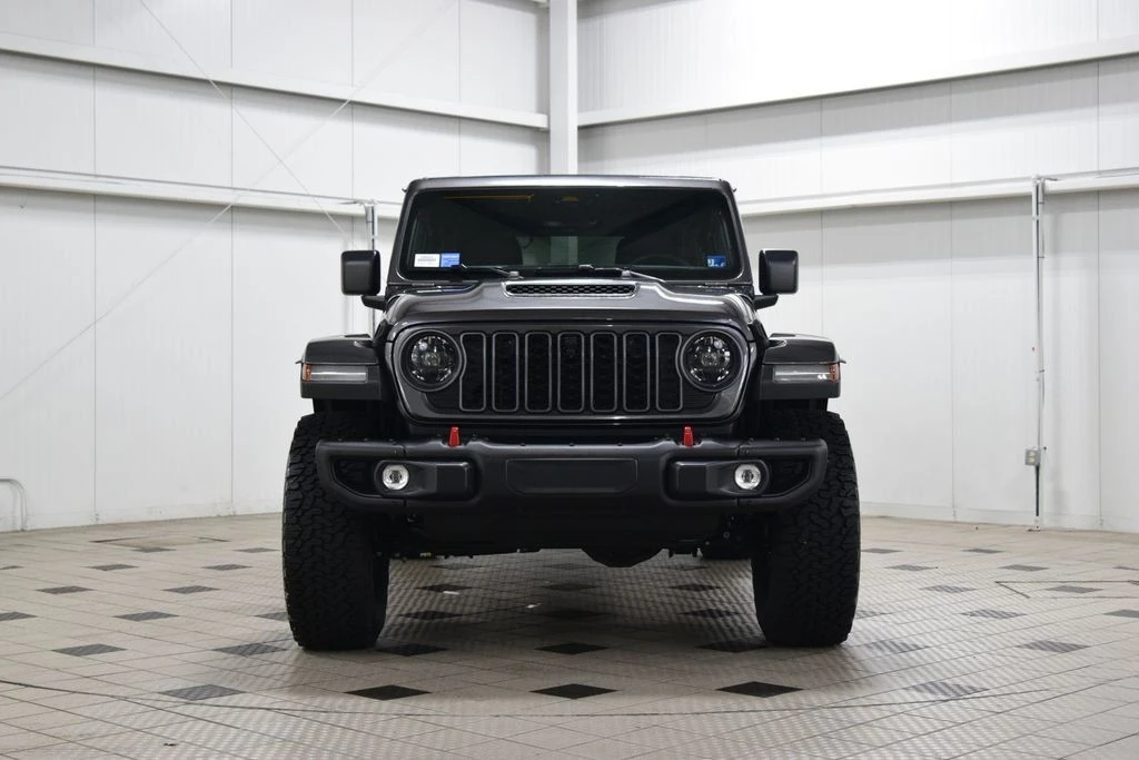 2026 Jeep JL Wrangler - Image 2 of 31