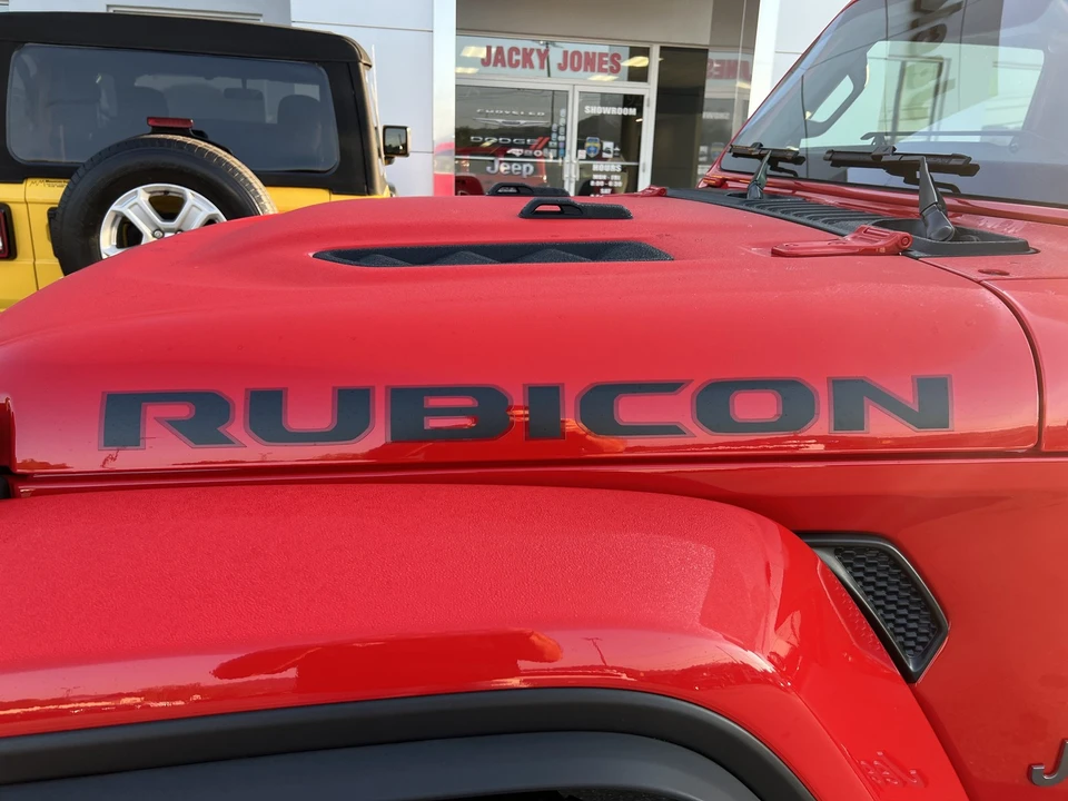 2026 Jeep JL Wrangler - Image 7 of 31