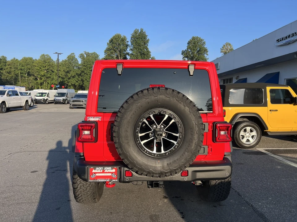 2026 Jeep JL Wrangler - Image 2 of 31