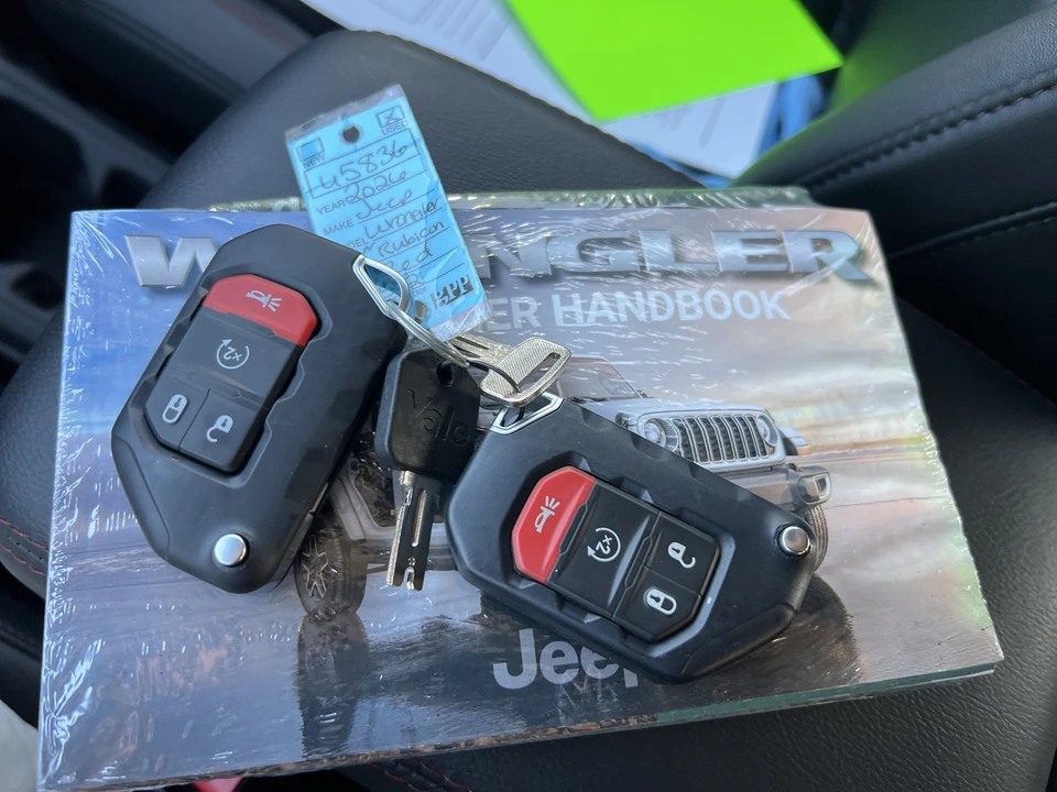 2026 Jeep JL Wrangler - Image 29 of 31