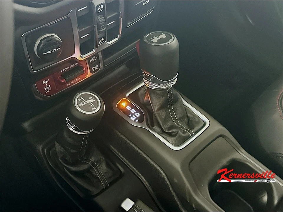 2026 Jeep JL Wrangler - Image 12 of 21