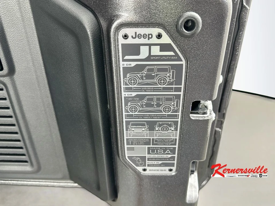 2026 Jeep JL Wrangler - Image 21 of 22