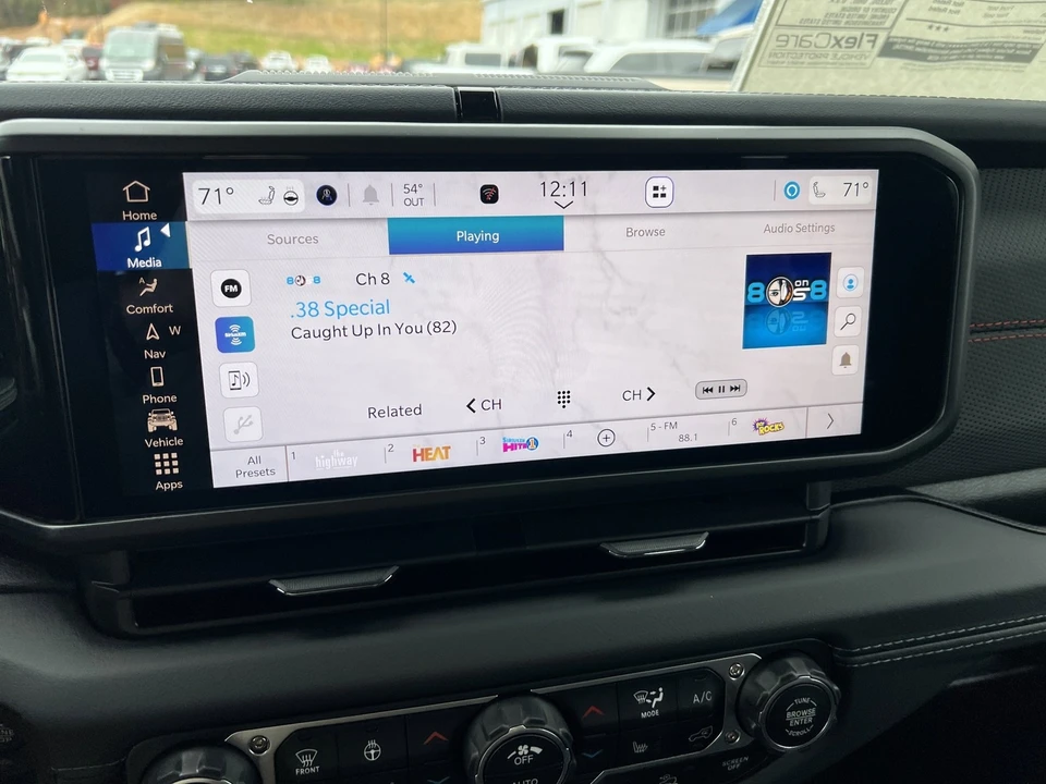 2026 Jeep JL Wrangler - Image 20 of 21