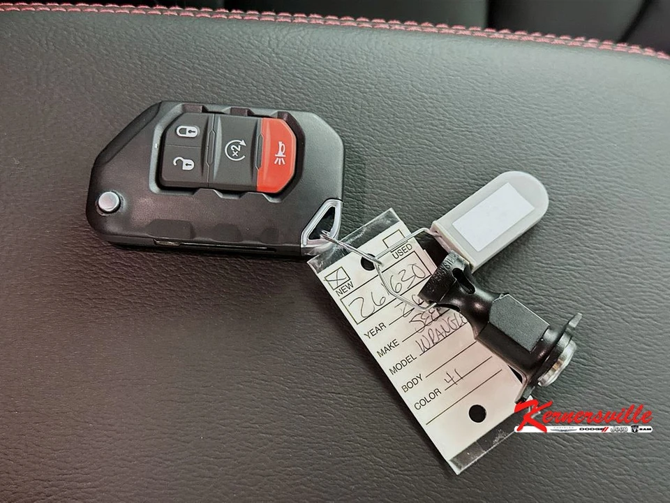 2026 Jeep JL Wrangler - Image 19 of 22