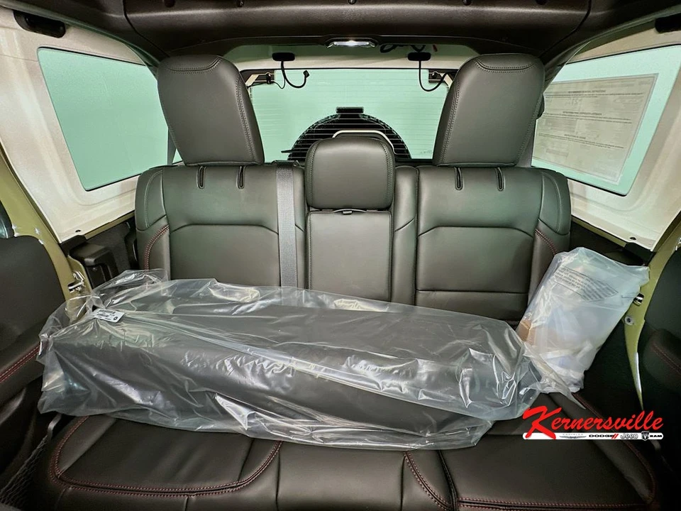 2026 Jeep JL Wrangler - Image 10 of 22