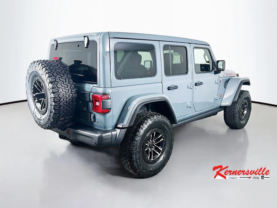 2026 Jeep JL Wrangler - Image 7 of 23