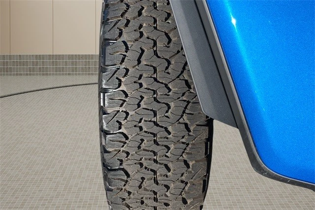 2026 Jeep JL Wrangler - Image 11 of 12