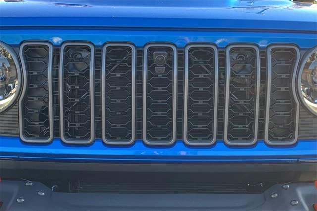 2026 Jeep JL Wrangler - Image 9 of 12