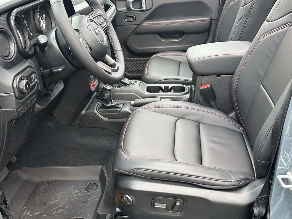 2026 Jeep JL Wrangler - Image 9 of 21