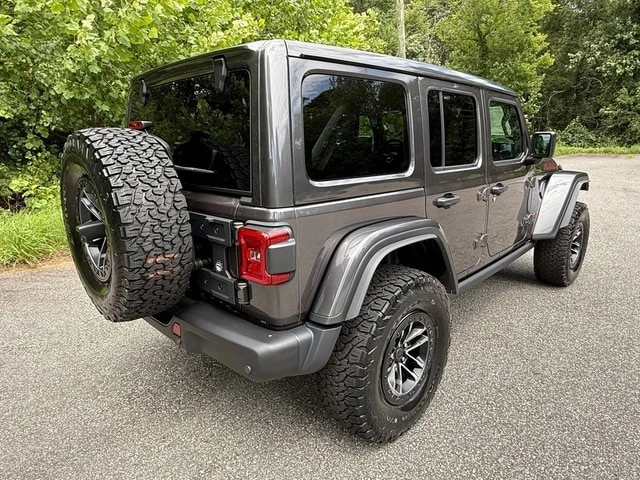 2026 Jeep JL Wrangler - Image 6 of 31