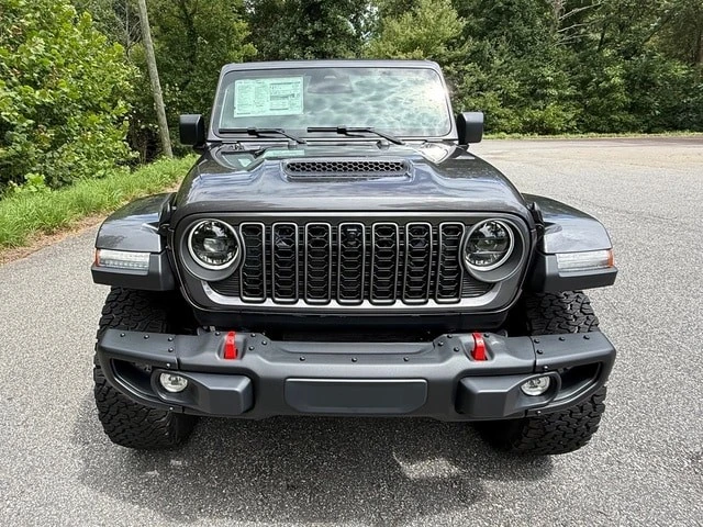 2026 Jeep JL Wrangler - Image 3 of 31