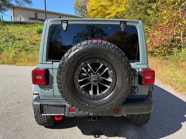 2026 Jeep JL Wrangler - Image 8 of 21