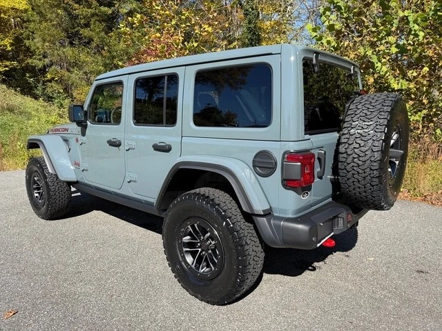 2026 Jeep JL Wrangler - Image 8 of 21