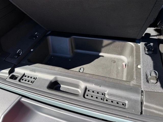 2026 Jeep JL Wrangler - Image 16 of 21