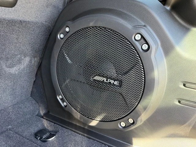 2026 Jeep JL Wrangler - Image 17 of 21