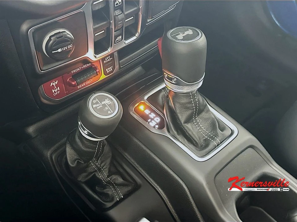 2026 Jeep JL Wrangler - Image 12 of 21