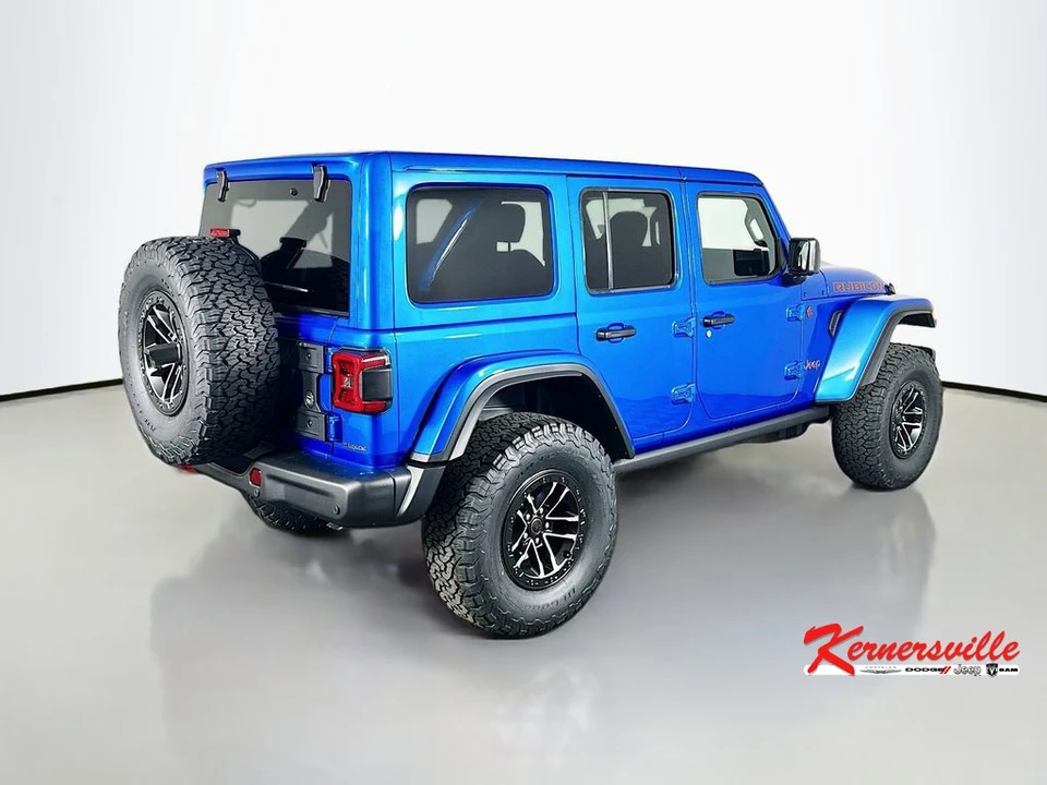 2026 Jeep JL Wrangler - Image 7 of 21