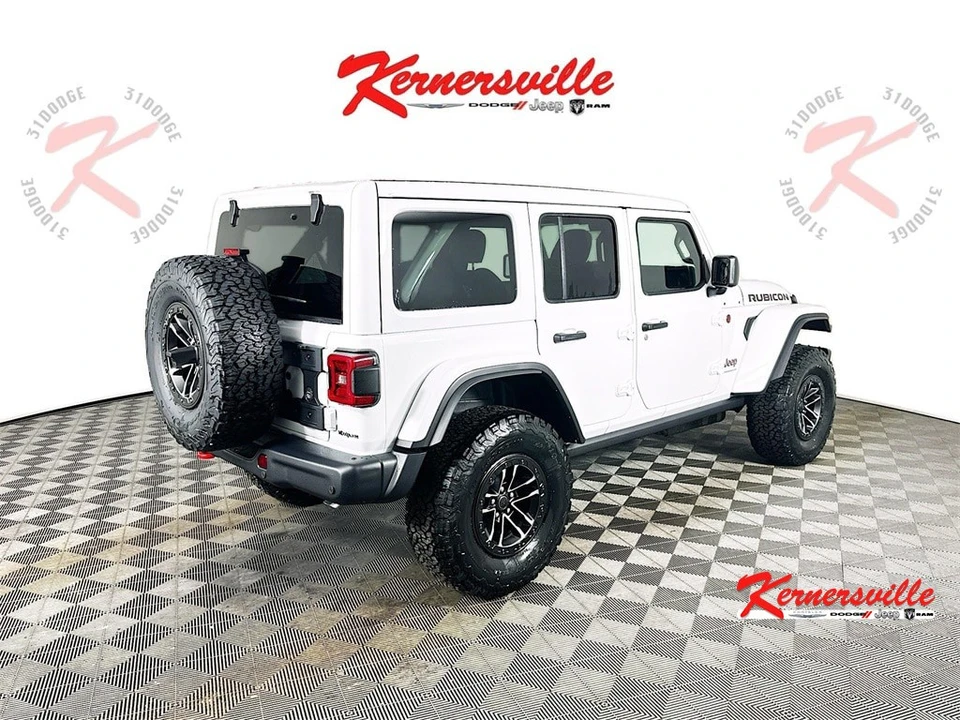 2026 Jeep JL Wrangler - Image 16 of 21
