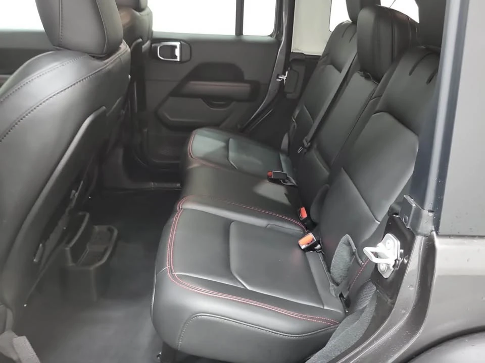 2026 Jeep JL Wrangler - Image 5 of 5