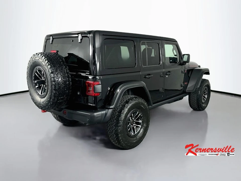 2026 Jeep JL Wrangler - Image 7 of 22