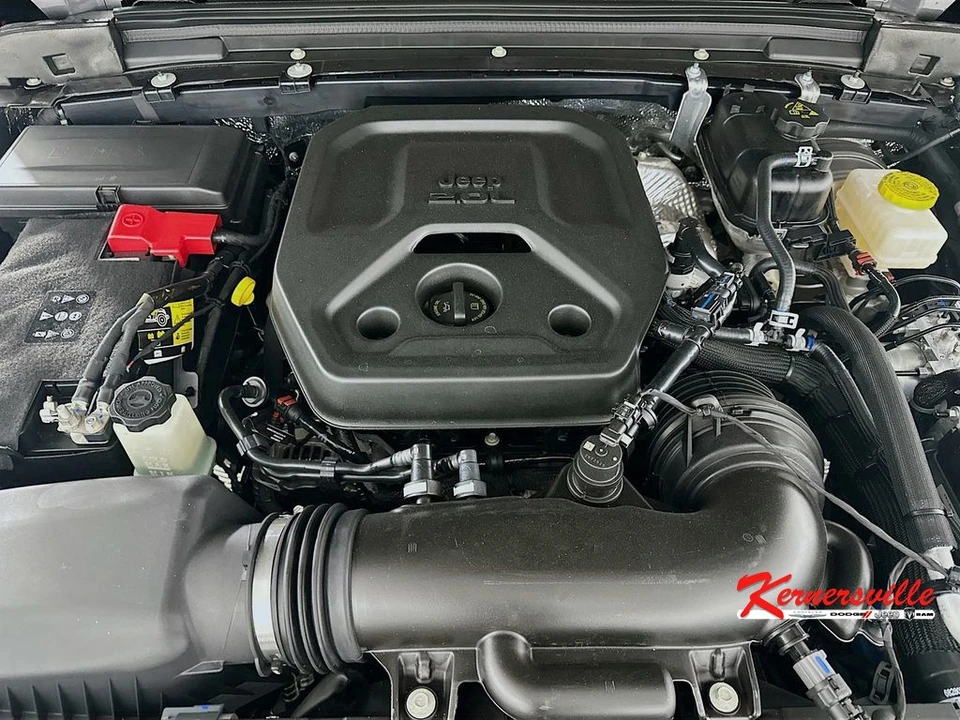 2026 Jeep JL Wrangler - Image 18 of 21