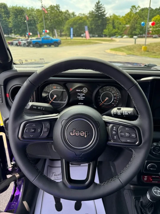 2026 Jeep JL Wrangler - Image 11 of 12