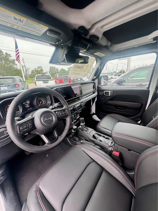 2026 Jeep JL Wrangler - Image 2 of 7